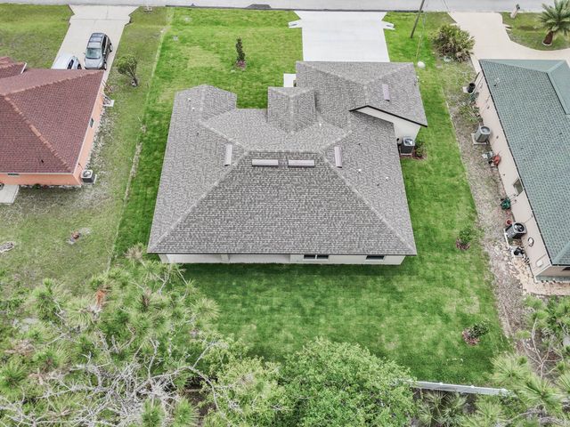 30 Edith Pope Dr, Palm Coast, FL 32164