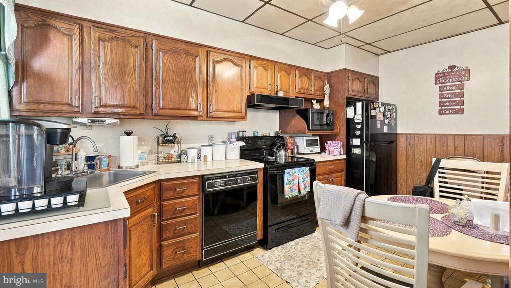 1 CHESTNUT ST, MARCUS HOOK, PA 19061 — photo 5