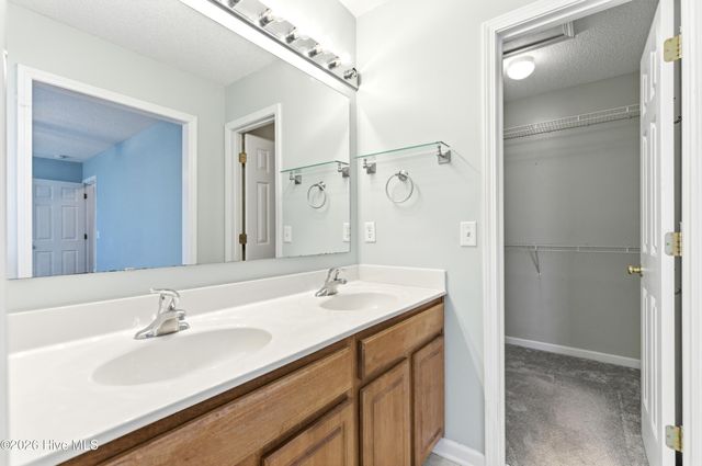 2841 Valor Drive, Wilmington, NC 28411