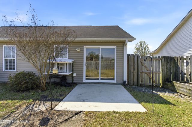 2841 Valor Drive, Wilmington, NC 28411