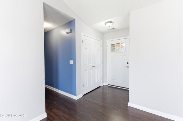 2841 Valor Drive, Wilmington, NC 28411