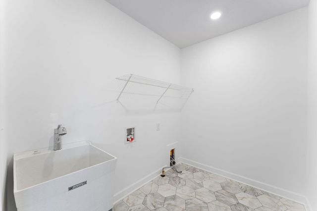 642 Sierra Parkway, Waconia, MN 55387