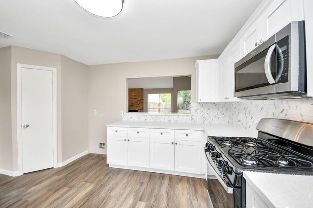 1223 Rebecca Lane, Humble, TX 77338