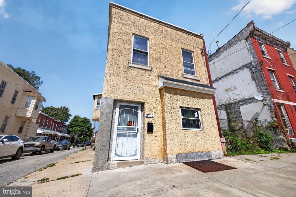 3717 FAIRMOUNT AVE, PHILADELPHIA, PA 19104 — exterior