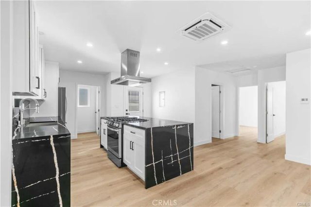 606 E Cypress D, Burbank, CA 91501