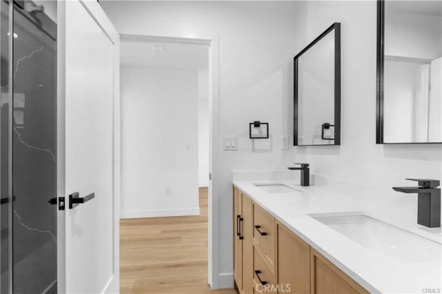 606 E Cypress D, Burbank, CA 91501
