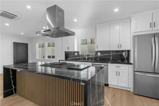 606 E Cypress D, Burbank, CA 91501