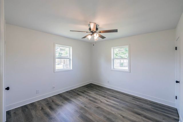 1320 Tiger Dr, Thibodaux, LA 70301