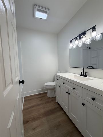 1320 Tiger Dr, Thibodaux, LA 70301