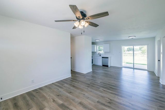1320 Tiger Dr, Thibodaux, LA 70301