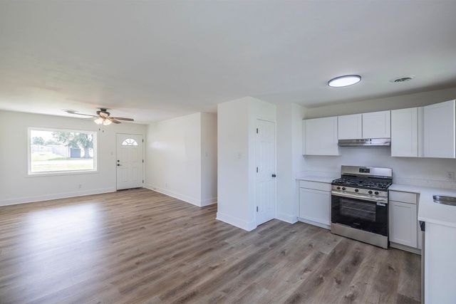 1320 Tiger Dr, Thibodaux, LA 70301