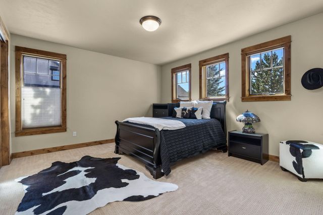 16593 SW Ranchview Road, Powell Butte, OR 97753