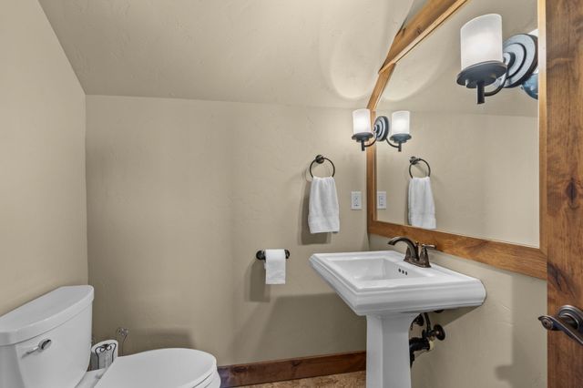 16593 SW Ranchview Road, Powell Butte, OR 97753