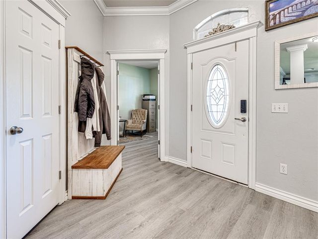 176 Cypress N.W Street, Piedmont, OK 73078