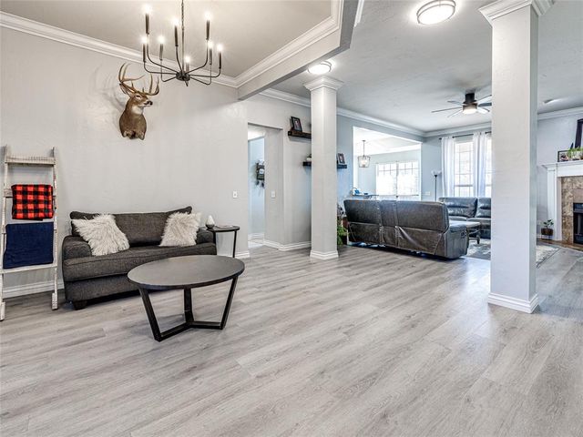 176 Cypress N.W Street, Piedmont, OK 73078