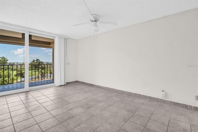 6158 PALMA DEL MAR SO 505, St Petersburg, FL 33715