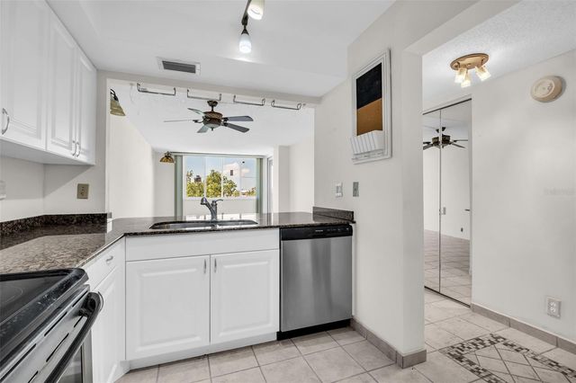 6158 PALMA DEL MAR SO 505, St Petersburg, FL 33715