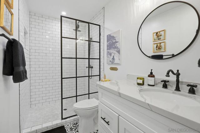 333 Orange Avenue 16, Coronado, CA 92118