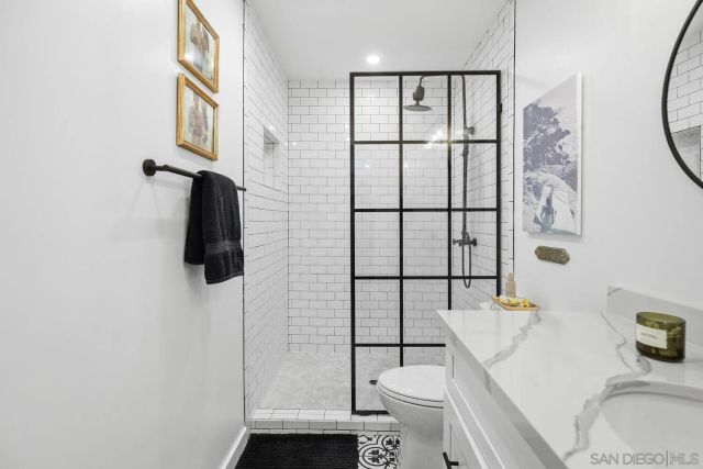 333 Orange Avenue 16, Coronado, CA 92118