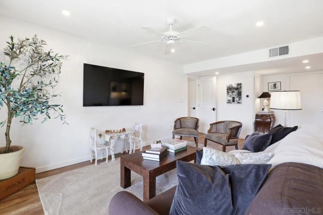 333 Orange Avenue 16, Coronado, CA 92118