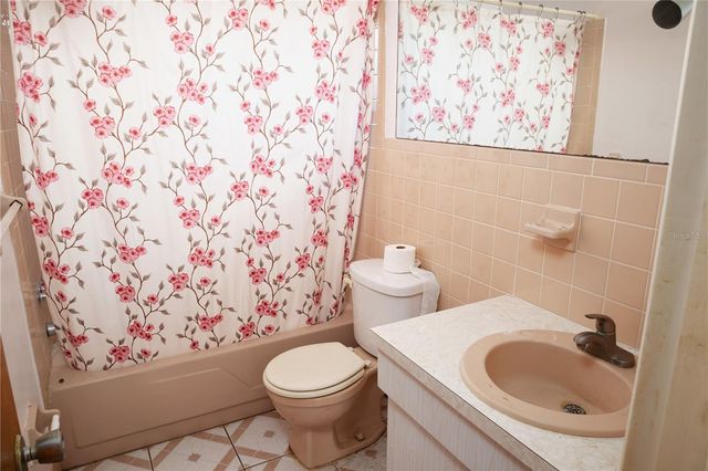 5102 MANOR DRIVE, New Port Richey, FL 34652