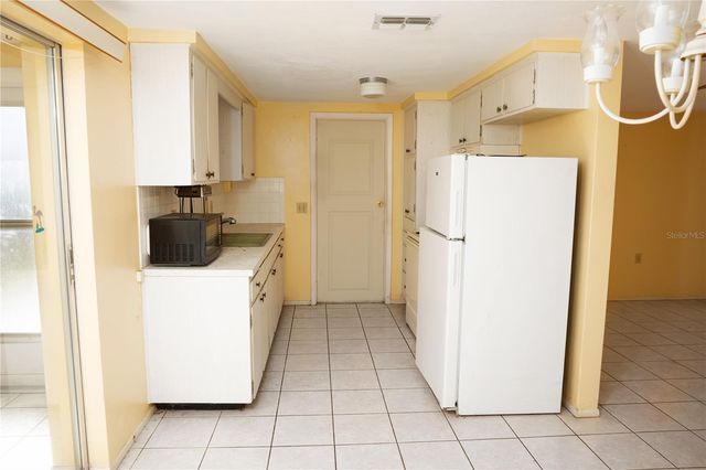 5102 MANOR DRIVE, New Port Richey, FL 34652