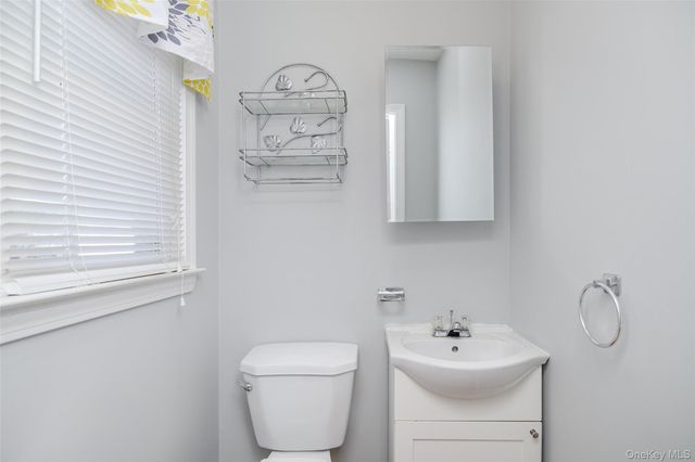 7 Bittersweet Dr, Call Listing Agent, CT 06811