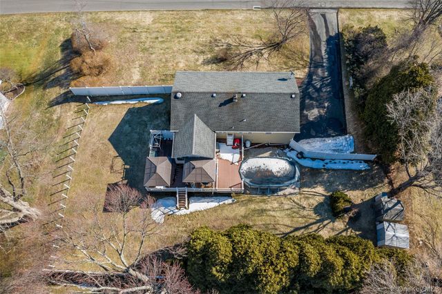 7 Bittersweet Dr, Call Listing Agent, CT 06811