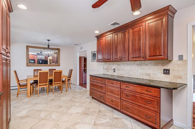 7 Bittersweet Dr, Call Listing Agent, CT 06811