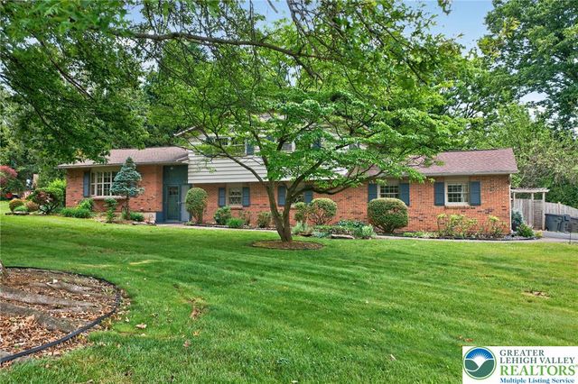 797 Barrymore Lane, Bethlehem City, PA 18017