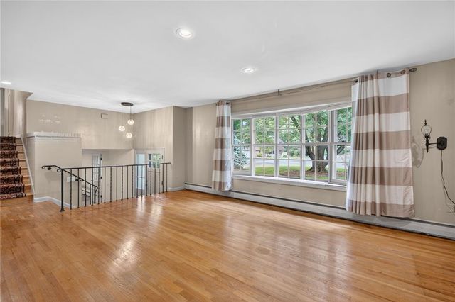 797 Barrymore Lane, Bethlehem City, PA 18017
