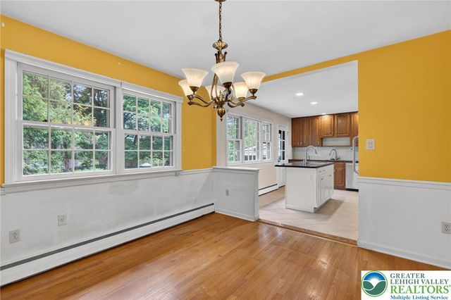 797 Barrymore Lane, Bethlehem City, PA 18017