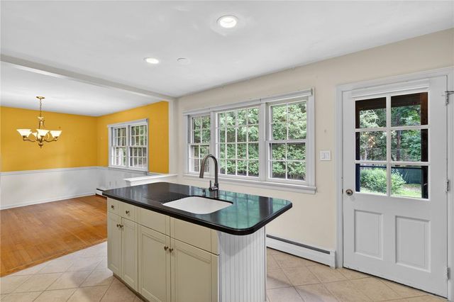 797 Barrymore Lane, Bethlehem City, PA 18017