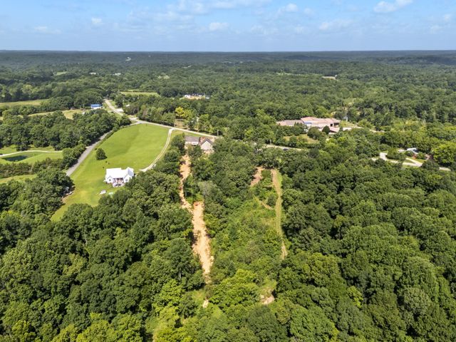 1505 E Piney Rd, Dickson, TN 37055