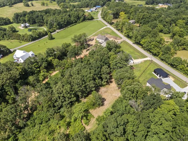 1505 E Piney Rd, Dickson, TN 37055