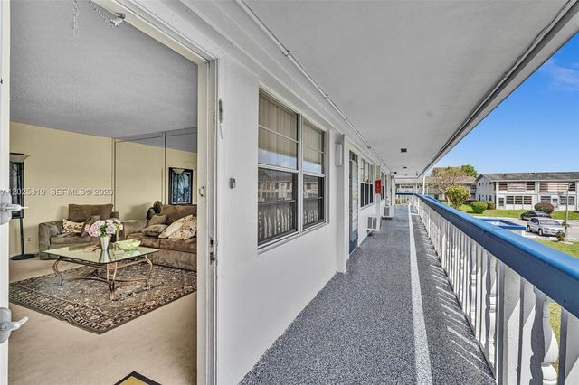 117 Westbury E 117, Deerfield Beach, FL 33442
