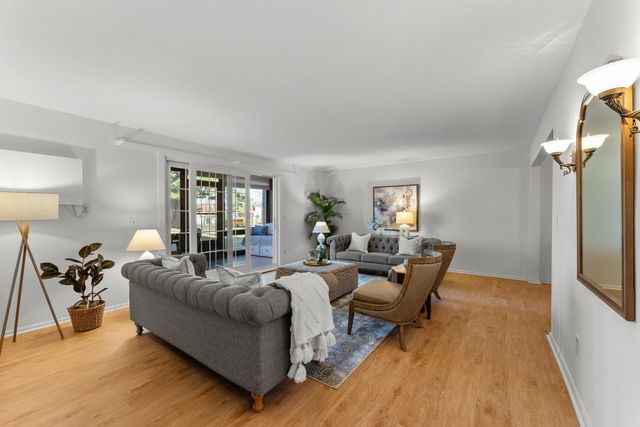 4380 Brookside Court 103, Edina, MN 55436