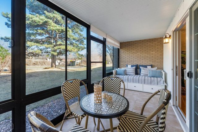 4380 Brookside Court 103, Edina, MN 55436