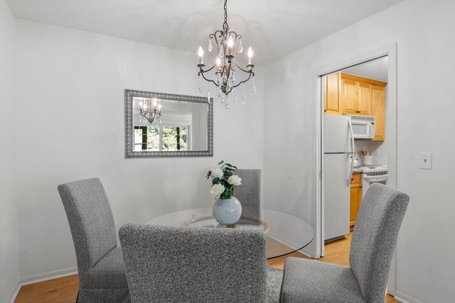 4380 Brookside Court 103, Edina, MN 55436