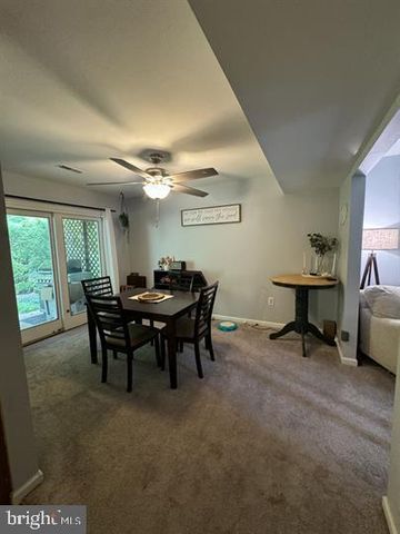3 AMBER CT, Millersville, PA 17551