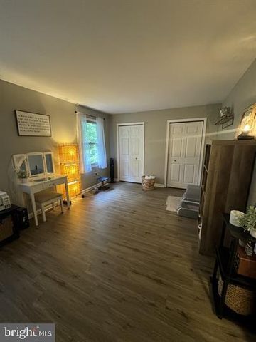 3 AMBER CT, Millersville, PA 17551