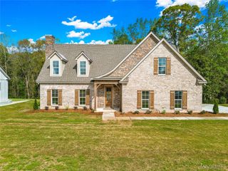 179 Macallister Ridge, Millbrook, AL 36054