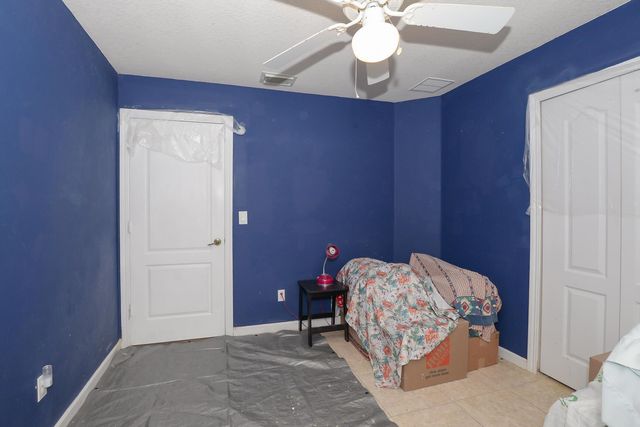 2119 SW Azure Avenue SW, Port St Lucie, FL 34953