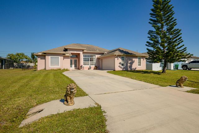 2119 SW Azure Avenue SW, Port St Lucie, FL 34953