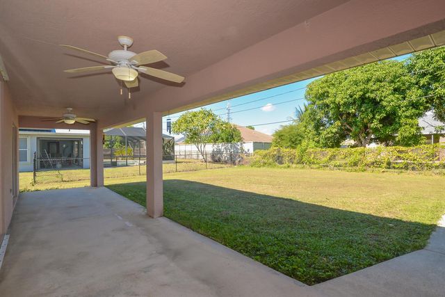 2119 SW Azure Avenue SW, Port St Lucie, FL 34953