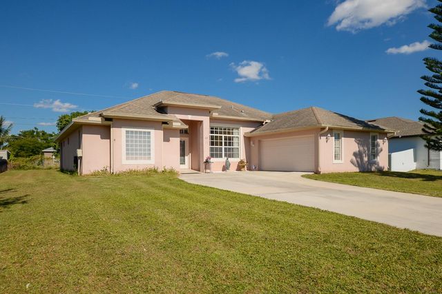 2119 SW Azure Avenue SW, Port St Lucie, FL 34953