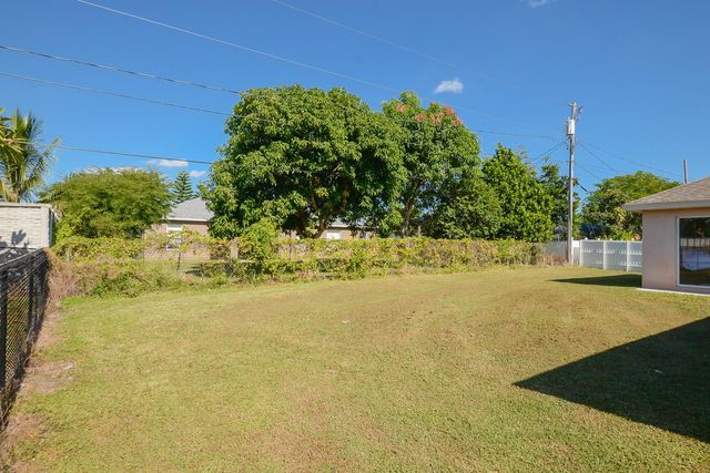 2119 SW Azure Avenue SW, Port St Lucie, FL 34953