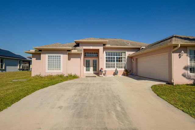 2119 SW Azure Avenue SW, Port St Lucie, FL 34953