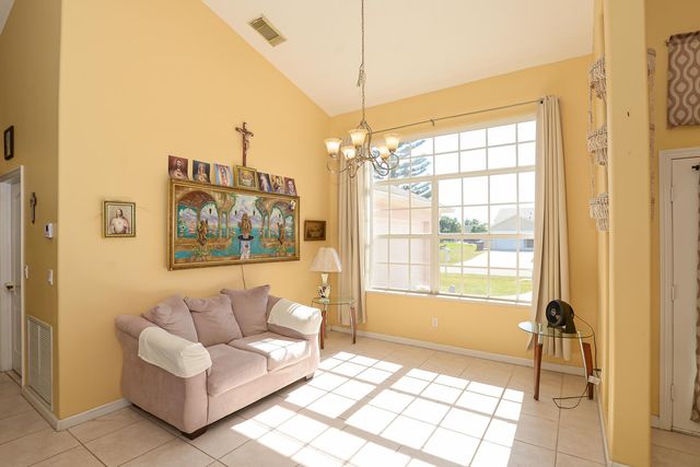 2119 SW Azure Avenue SW, Port St Lucie, FL 34953