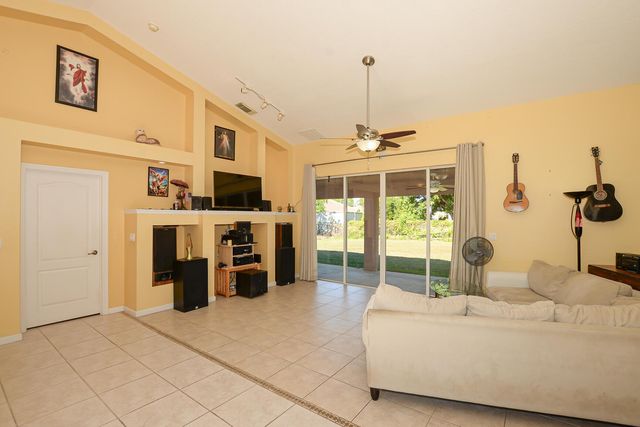 2119 SW Azure Avenue SW, Port St Lucie, FL 34953